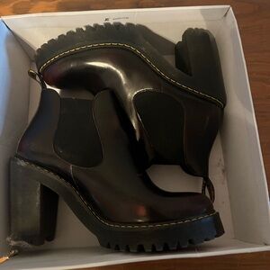 Women's Black Chunky Heel Chelsea Boots